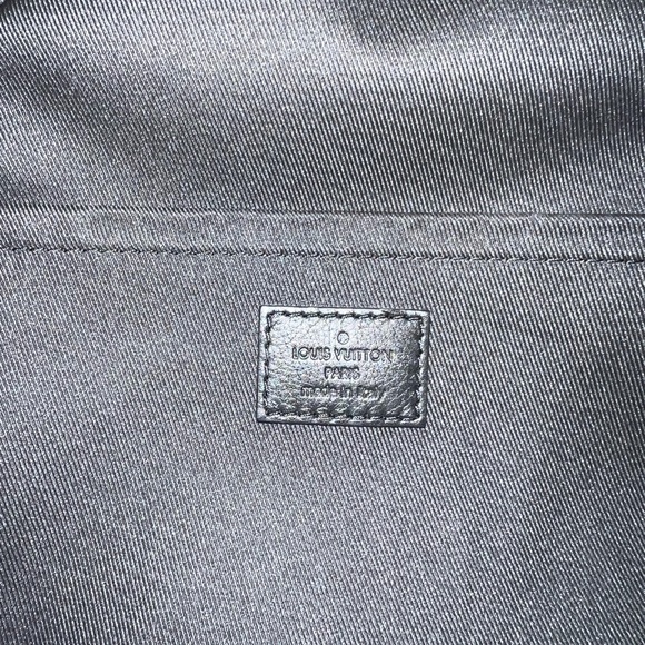 Louis Vuitton Palm Springs
Monogram PM Brown Backpack - Picture 6 of 8